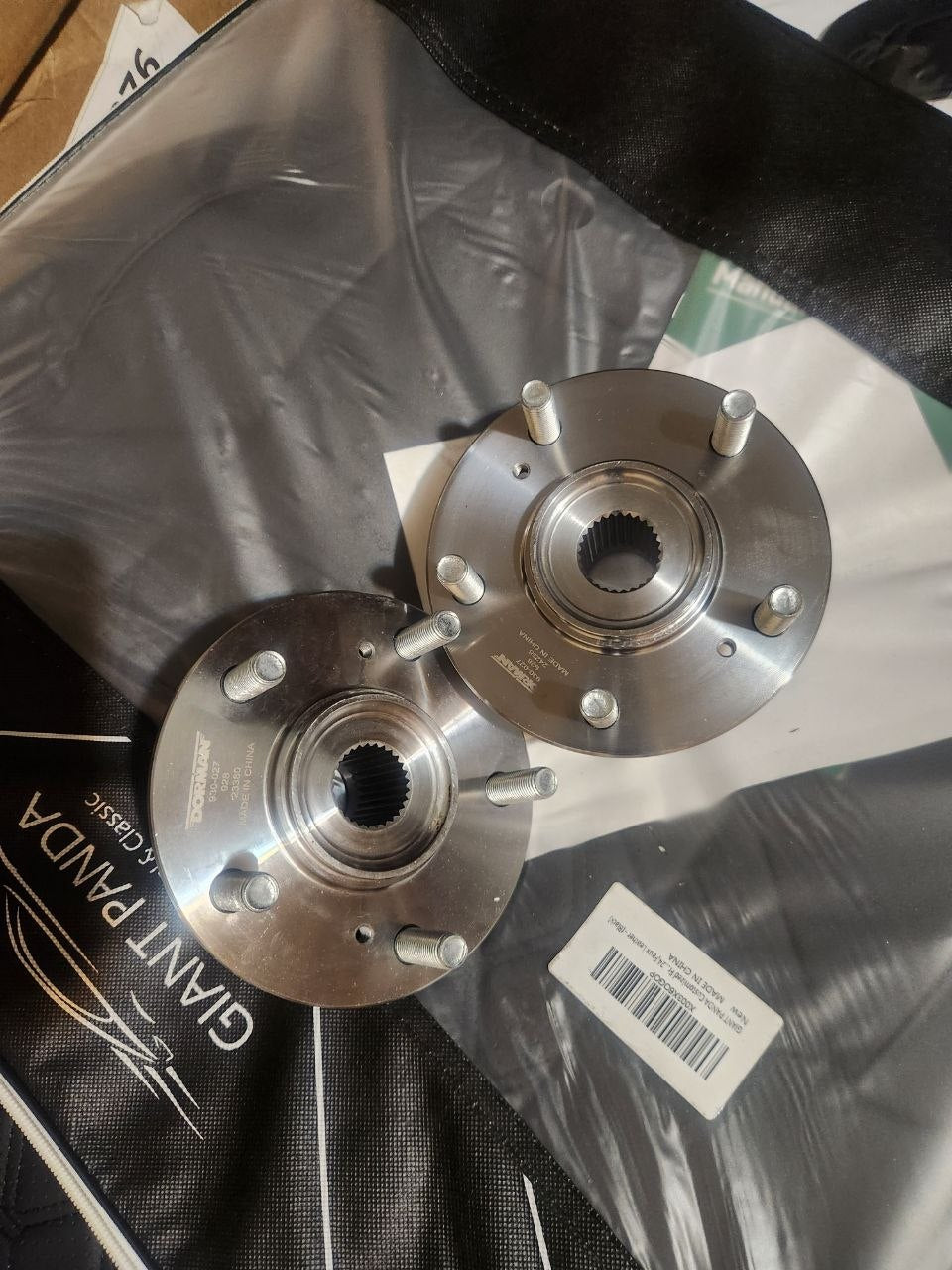 Dorman 930-027 front wheel hub for select Honda models